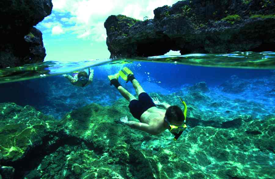 Kids Dive Limu Small Mandatory Credit Niue Tourism