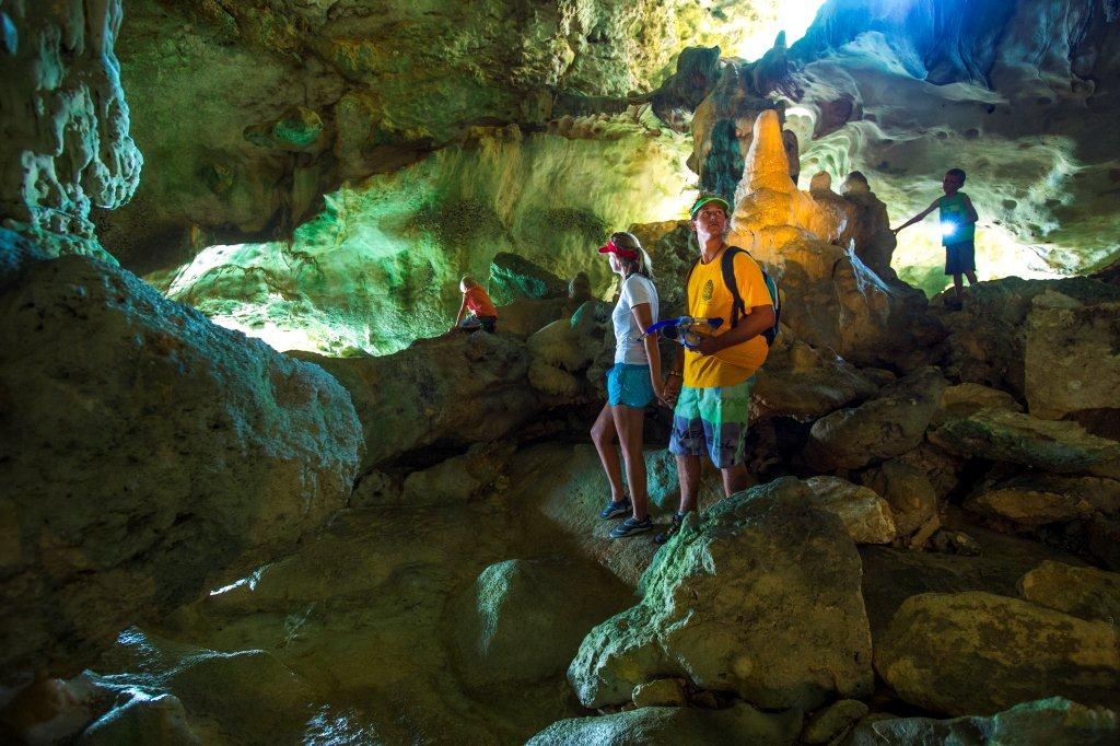 10 Essential Tips for Travelling to Niue With Children