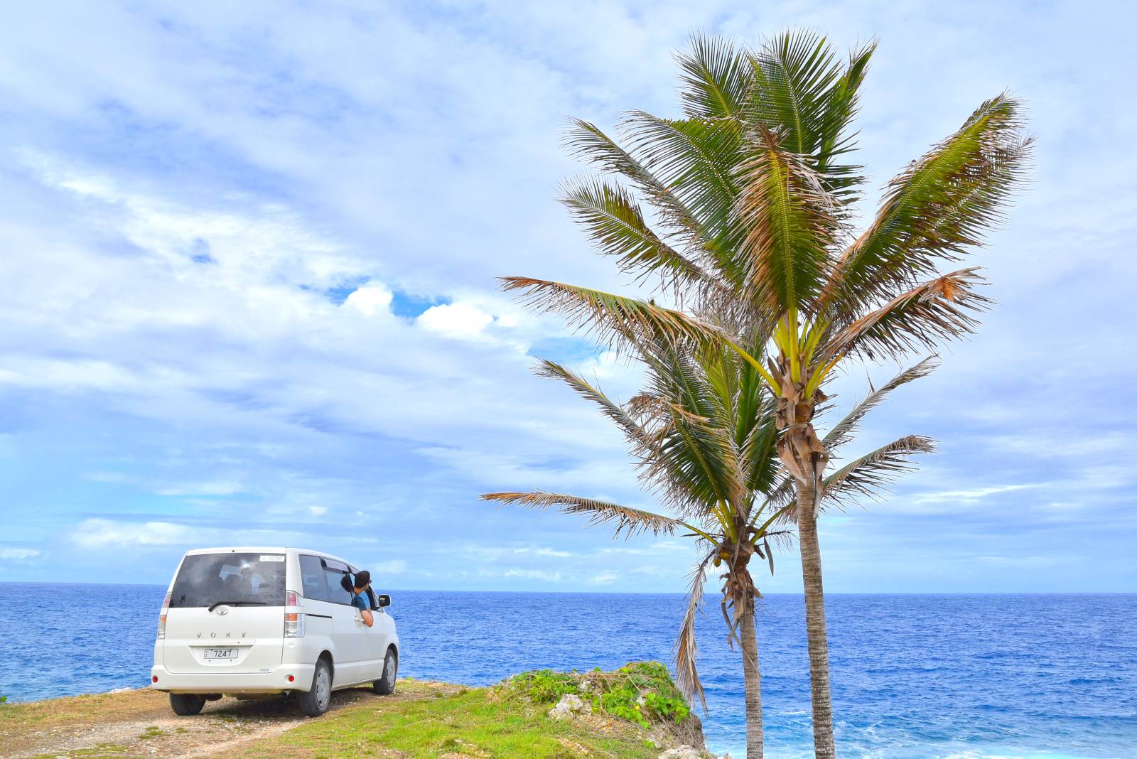 8 Ways to Get to Niue (& Get Around Niue)