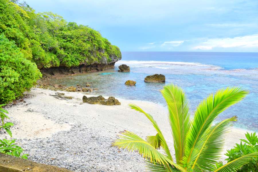 10 Places to Go in Niue at Low Tide