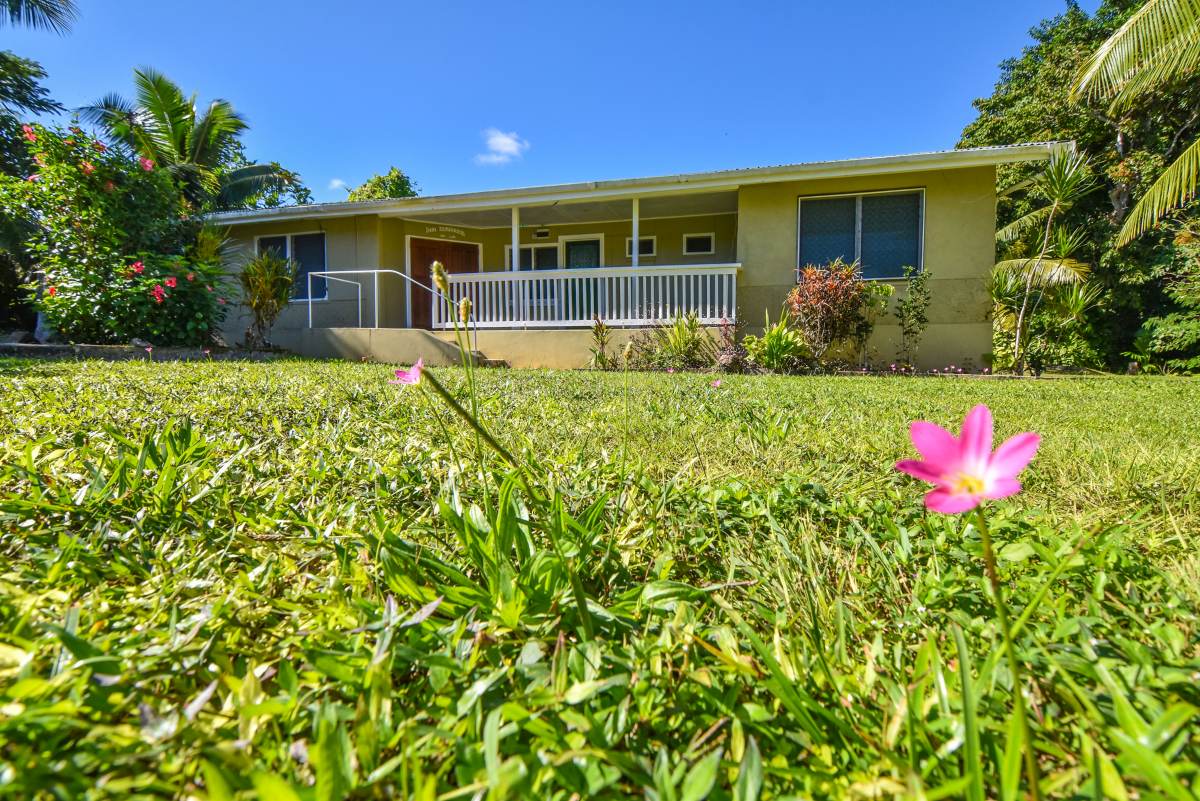 10 Best Hotels &amp; Resorts in Niue