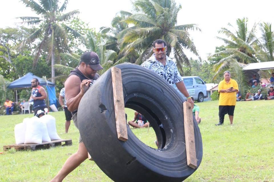 What are the Village Show Days in Niue?