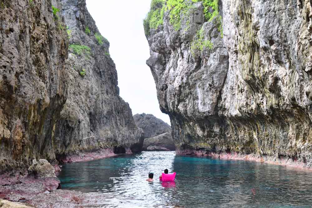 How to Plan a Weekend Honeymoon in Niue
