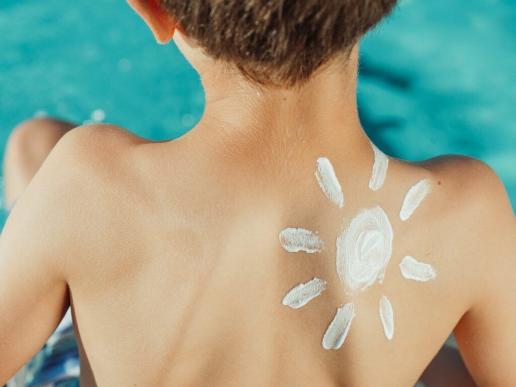 The Best Sunscreens for Niue + Sun Protection Tips