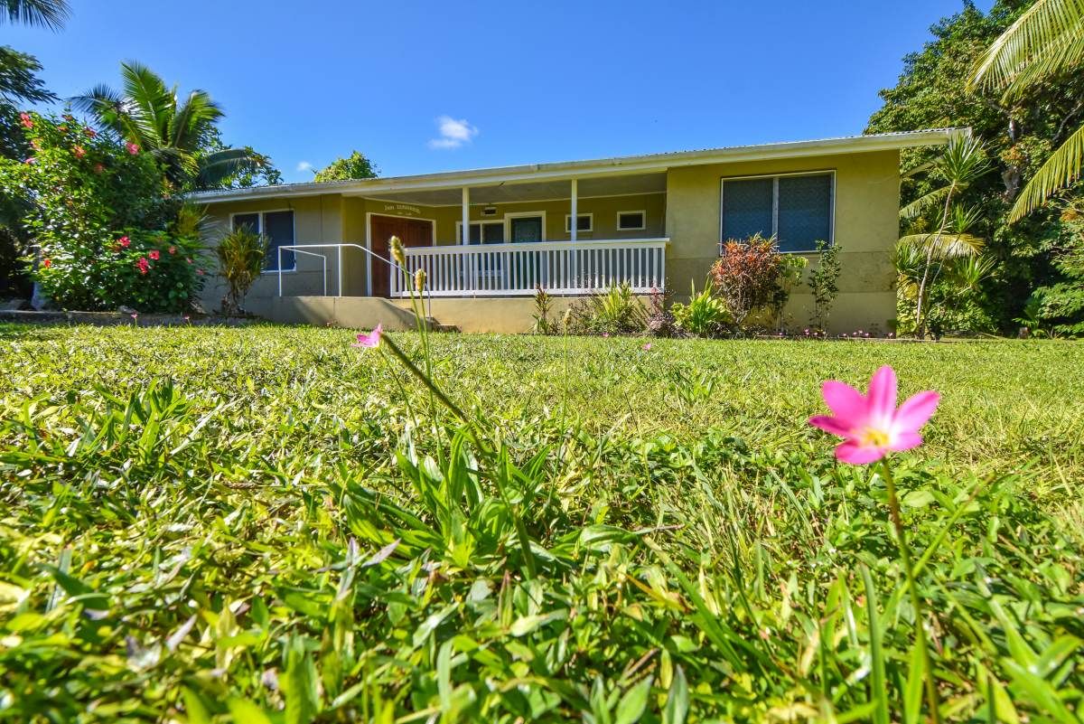 10 Best Guesthouses & B&Bs in Niue [2023]