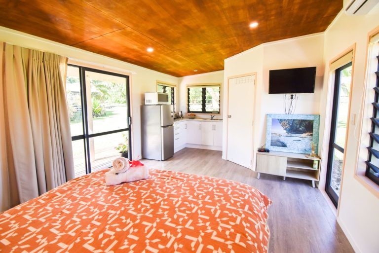 5 Best Airbnb Stays in Niue [2023]